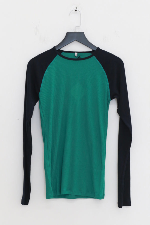 BASERANGE Fall/Winter 25 GENE Long-Sleeve T-Shirt BAS-TTGLS-CR-AU25-MIRA GREEN (NAVY)